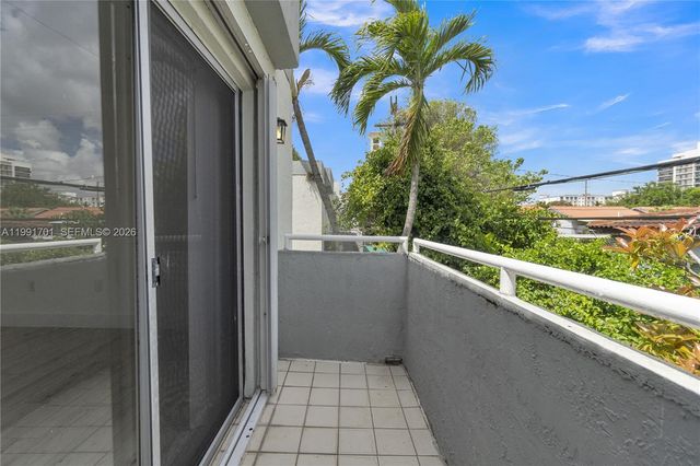 3599 SW 17th Street 3599, Miami, FL 33145