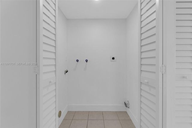 3599 SW 17th Street 3599, Miami, FL 33145