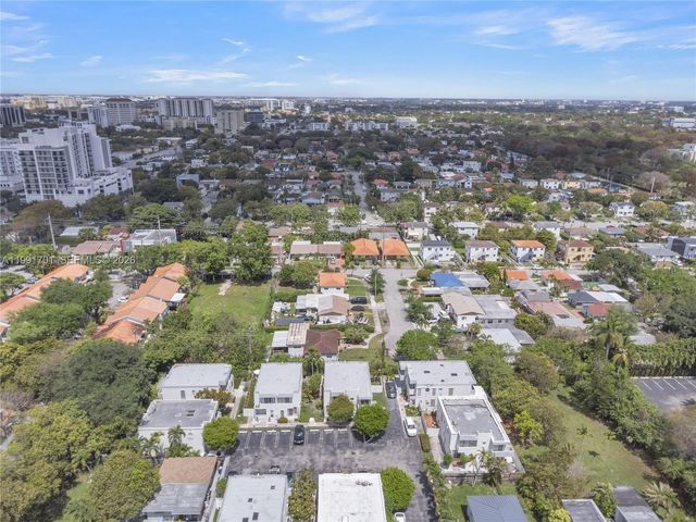 3599 SW 17th Street 3599, Miami, FL 33145