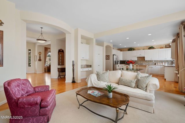 3206 Old Coach Way, Reno, NV 89511