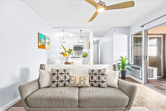 3741 Kanaina Avenue 315, Honolulu, HI 96815