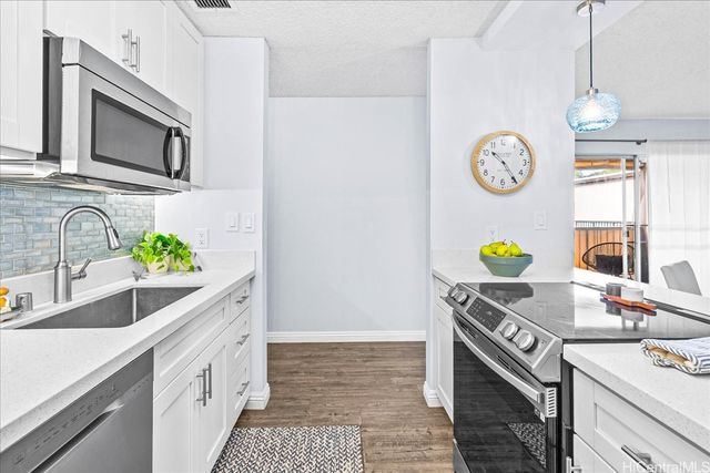 3741 Kanaina Avenue 315, Honolulu, HI 96815