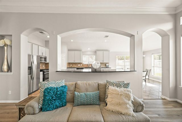 1330 Leigh Gardens Drive, Sugar Land, TX 77479