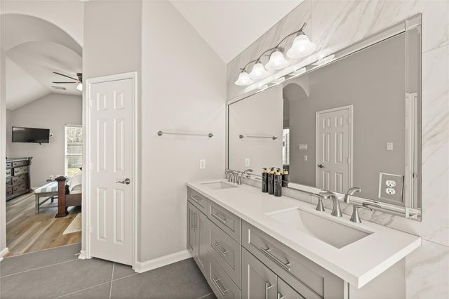 1330 Leigh Gardens Drive, Sugar Land, TX 77479