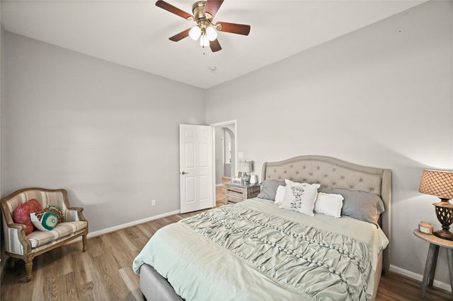 1330 Leigh Gardens Drive, Sugar Land, TX 77479