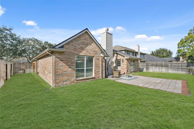 1330 Leigh Gardens Drive, Sugar Land, TX 77479