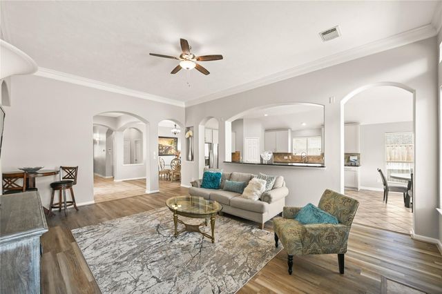 1330 Leigh Gardens Drive, Sugar Land, TX 77479