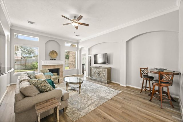 1330 Leigh Gardens Drive, Sugar Land, TX 77479