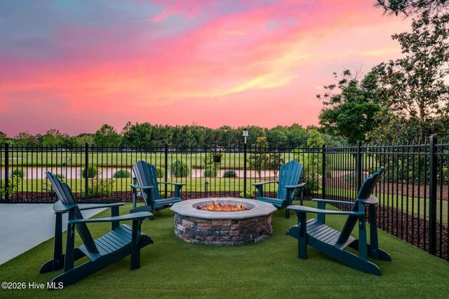 127 Legacy Lakes Drive, Wallace, NC 28466