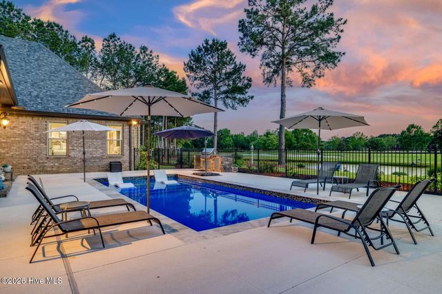 127 Legacy Lakes Drive, Wallace, NC 28466