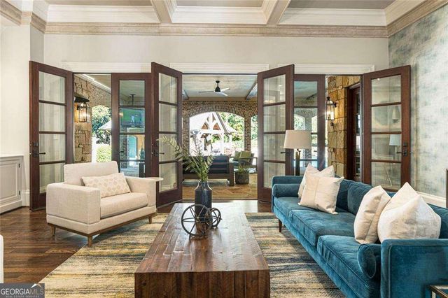 4131 Thunderbird Drive SE, Marietta, GA 30067