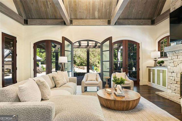 4131 Thunderbird Drive SE, Marietta, GA 30067