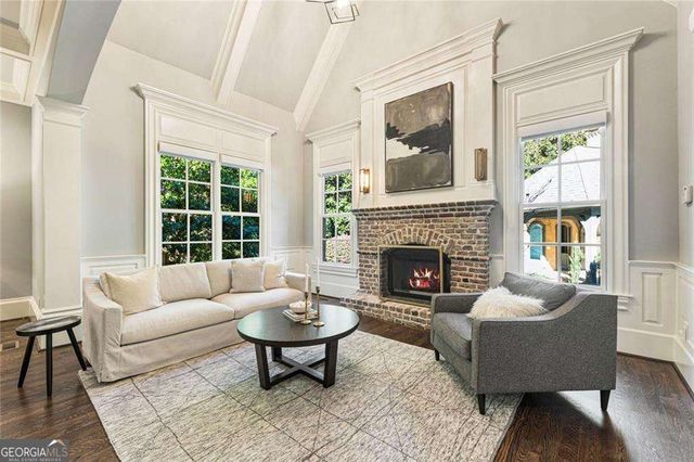 4131 Thunderbird Drive SE, Marietta, GA 30067