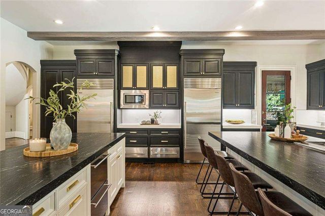 4131 Thunderbird Drive SE, Marietta, GA 30067