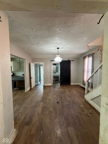 80 S 5th Avenue, Beech Grove, IN 46107
