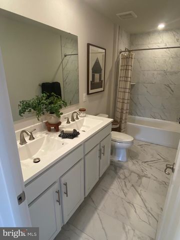 11 THORTON AVE, Ranson, WV 25438