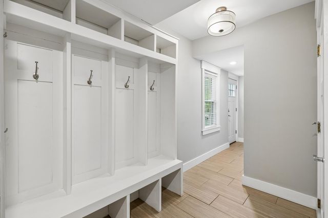 4160 Utica Avenue S, Saint Louis Park, MN 55416