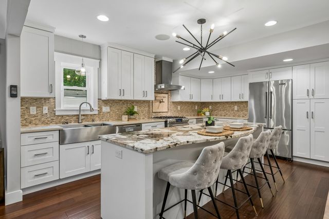 4160 Utica Avenue S, Saint Louis Park, MN 55416