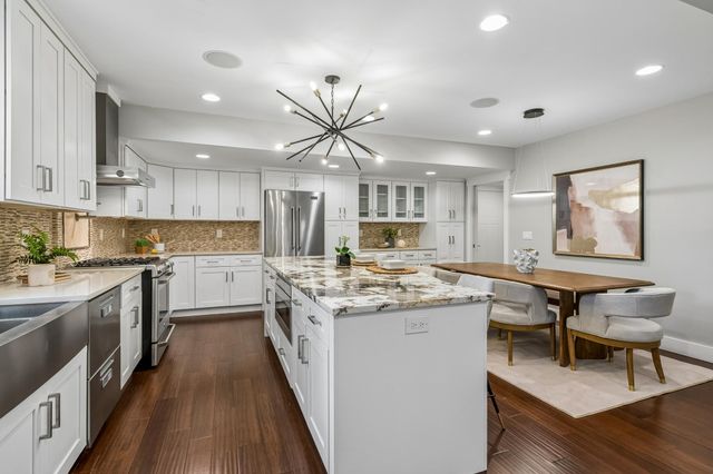 4160 Utica Avenue S, Saint Louis Park, MN 55416