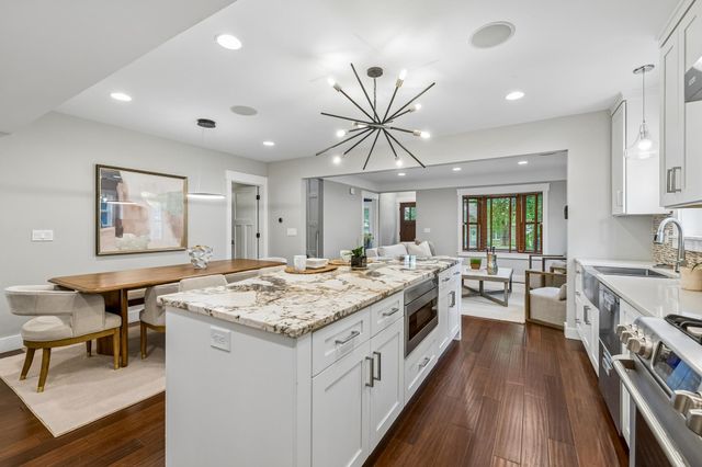 4160 Utica Avenue S, Saint Louis Park, MN 55416