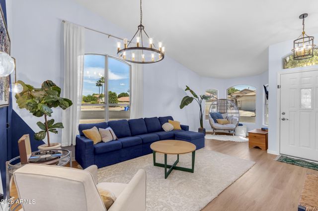 534 E KYLE Court, Gilbert, AZ 85296