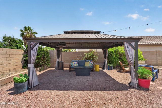 534 E KYLE Court, Gilbert, AZ 85296