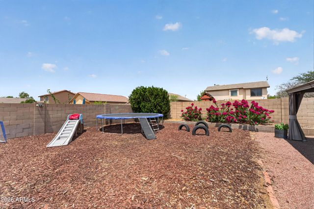 534 E KYLE Court, Gilbert, AZ 85296