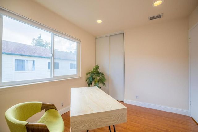 761 N Fair Oaks Avenue 6, Sunnyvale, CA 94085