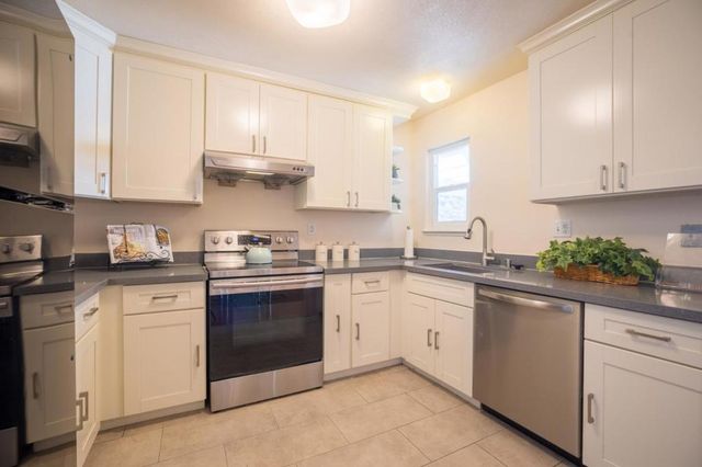 761 N Fair Oaks Avenue 6, Sunnyvale, CA 94085