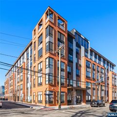 39 Madison Street 512, Newark, NJ 07108