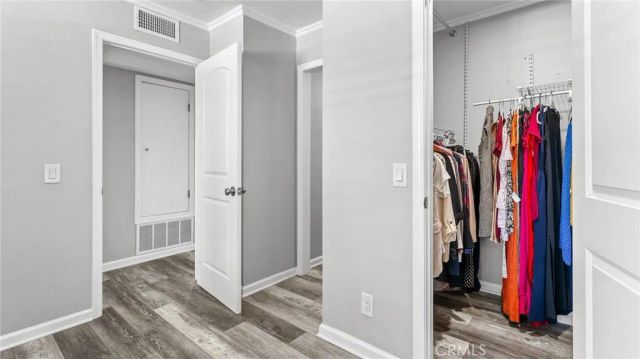 2915 Deacon 17, Simi Valley, CA 93065