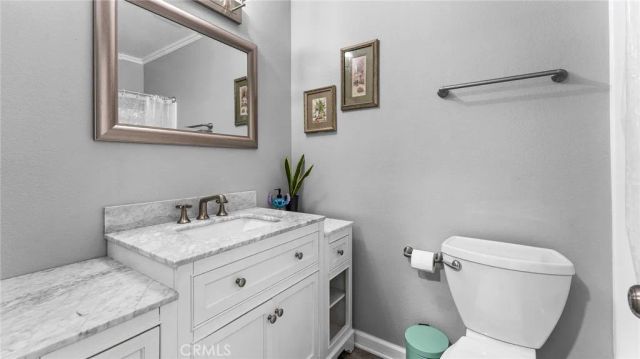 2915 Deacon 17, Simi Valley, CA 93065