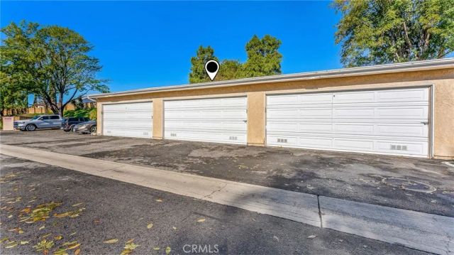 2915 Deacon 17, Simi Valley, CA 93065