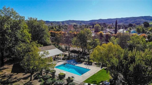 2915 Deacon 17, Simi Valley, CA 93065