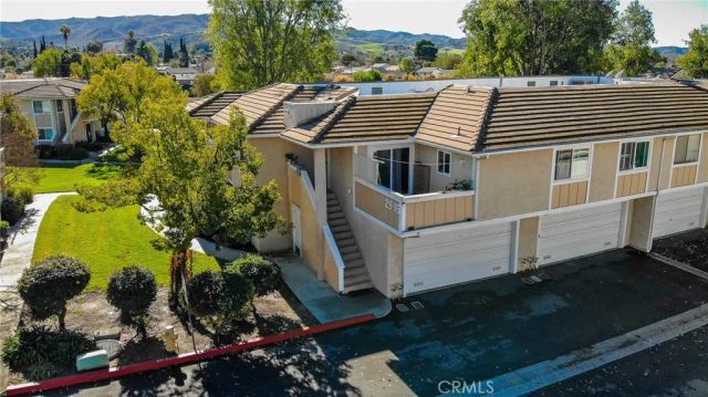 2915 Deacon 17, Simi Valley, CA 93065