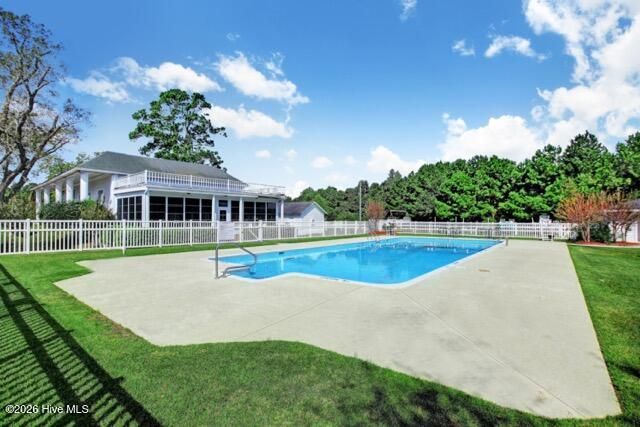 225 Derby Downs Drive, Sneads Ferry, NC 28460