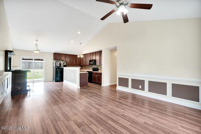 225 Derby Downs Drive, Sneads Ferry, NC 28460