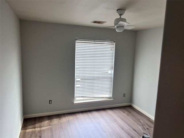 4209 Clover Street B, Houston, TX 77051