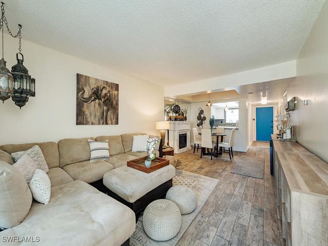 39 Watercolor WAY 39, Naples, FL 34113