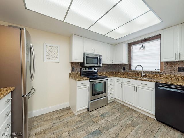 39 Watercolor WAY 39, Naples, FL 34113