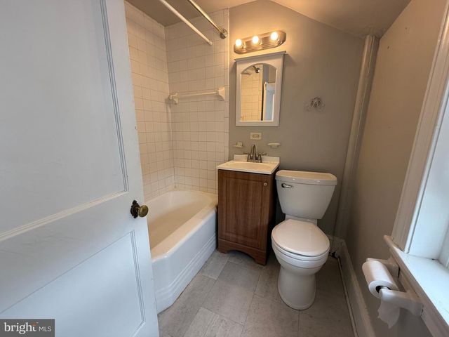 38 RICHBORO RD, Newtown, PA 18940