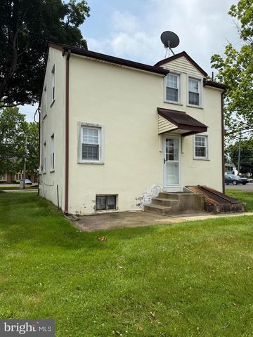 38 RICHBORO RD, Newtown, PA 18940