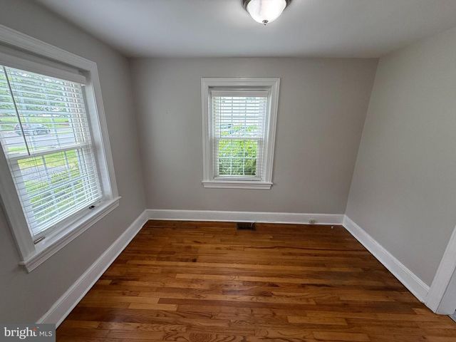 38 RICHBORO RD, Newtown, PA 18940