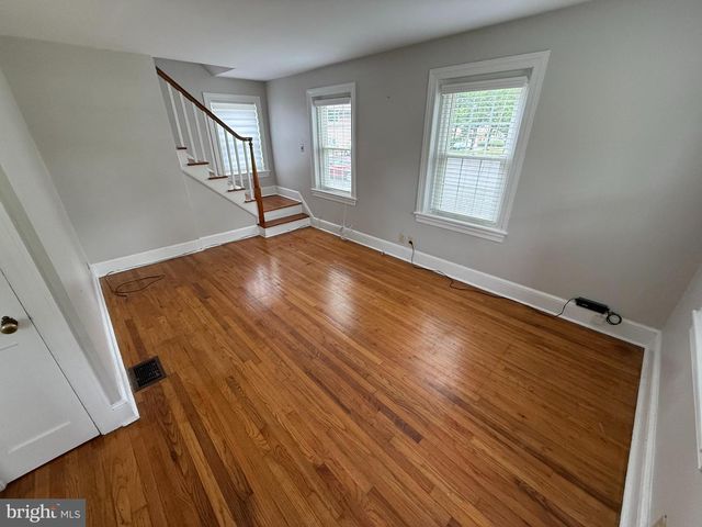 38 RICHBORO RD, Newtown, PA 18940