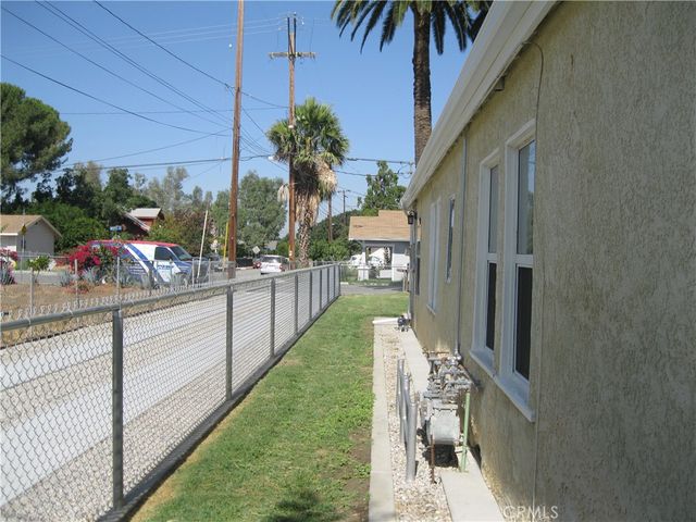 10567 Ohio, Loma Linda, CA 92354