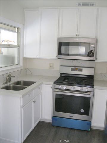 10567 Ohio, Loma Linda, CA 92354