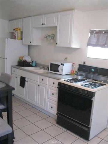 10567 Ohio, Loma Linda, CA 92354