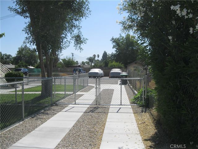 10567 Ohio, Loma Linda, CA 92354
