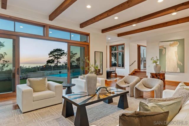 8080 La Jolla Scenic Dr North, La Jolla, CA 92037