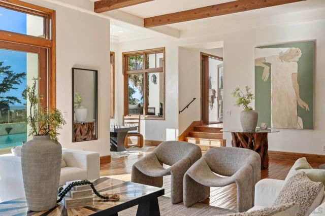 8080 La Jolla Scenic Dr North, La Jolla, CA 92037